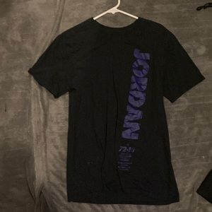 nike/jordan shirt